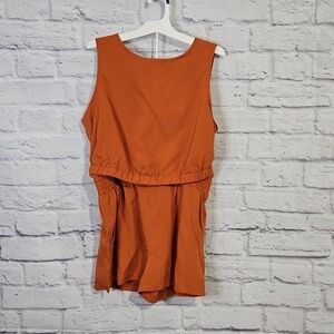 Crop top with matching high rise shorts set